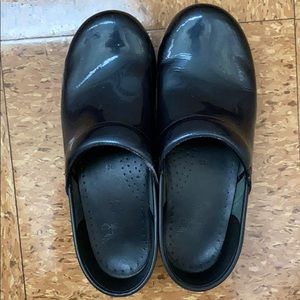 Dansko nurse clogs
